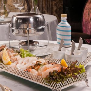 Juin<br>D&icirc;ner sp&eacute;cial <br> Fondue Suisse avec Mo&euml;t &amp; Chandon